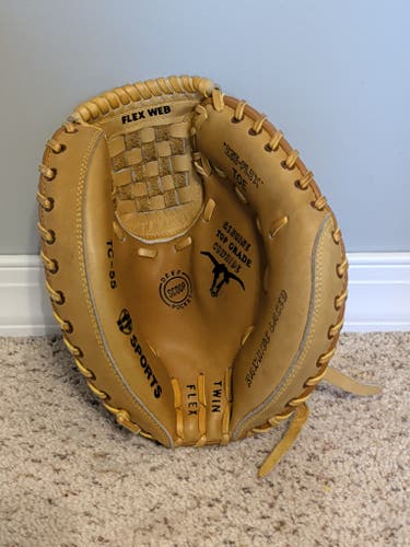 Vintage TP Sports TC-55 Catcher's Mitt Baseball Glove - RHT Leather (Used)