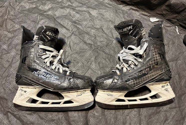 Bauer Supreme Mach Hockey Skates 8 (Used)