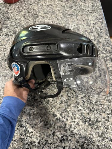 Extra Large CCM 852 Tacks Helmet (Used) - Black
