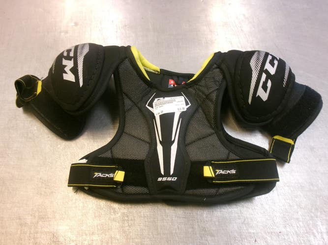 Used CCM 9550 Junior Shoulder Pads SM 11339-S000208189
