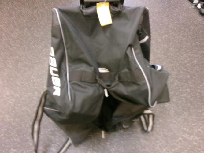 Used Bauer Jr Hockey Wheeled Black 11339-S000208165