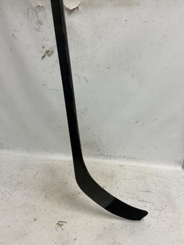 Used CCM RIBCORE TRIGGER 10 PRO Senior One Pce Right Grip 85 Flex 11855-S000212111
