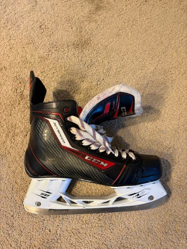 2015 CCM JetSpeed 270 Hockey Skates Regular Width 9 (Used)