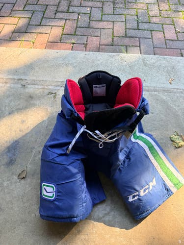 CCM HP45 Pro Stock Hockey Pants Blue Large Canucks 7688