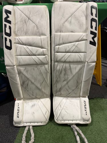 CCM EFlex 6.5 Goalie Leg Pads | 30+1" Junior