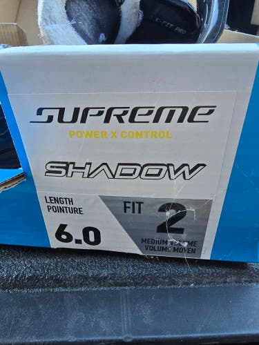 Black 2024 Bauer Supreme Shadow Hockey Skates Wide Width Pro Stock 6 (Used)