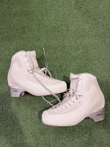 EDEA Ice Fly Figure Skates | Size 255 | No Blades