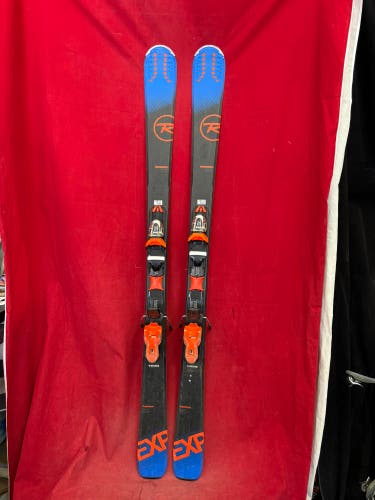 Skis: Rossignol Experience 80 Ci all-mountain skis, 158cm
Bindings: Look
Binding Range: 260-380mm