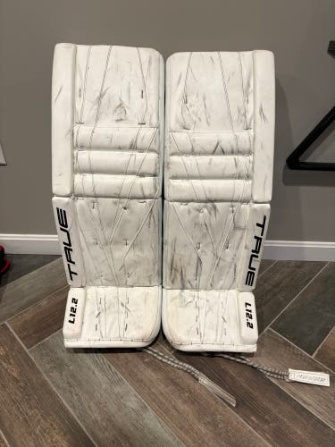 34" True L12.2 Regular. True 9x3 glove and blocker (Used)