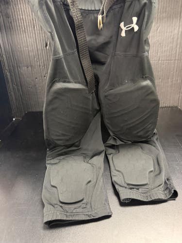 Used Under Armour Youth FB Integrated Pants Black LG 11849-S000045648