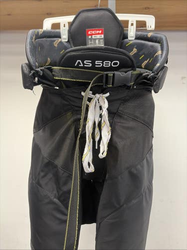 Senior Size Small CCM Tacks AS 580 Ice Hockey Player Pants
