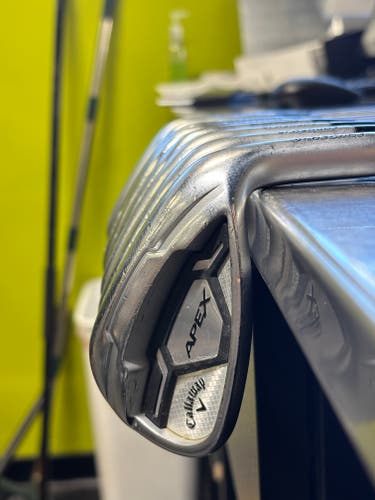 Callaway Apex Right Handed Iron Set (Used)