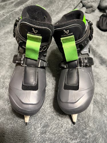 Bauer Konekt HF2 Hockey Goalie Skates Regular Width Size 4 (Used) LS 5G Vertex Blades