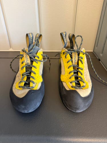 Yellow Unisex Size M 8.5 (W 9.5) Adult La Sportiva Shoes (Used)