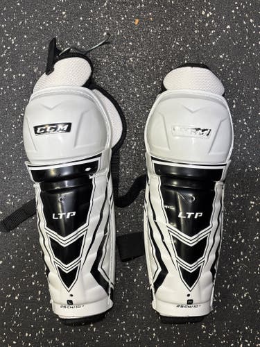 Junior CCM LTP 10" Shin Pads (Used)