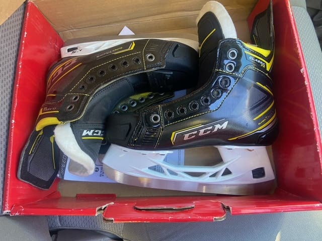 Black/Yellow 2022 CCM Classic SE Hockey Skates Regular Width Size 3.5 (New)