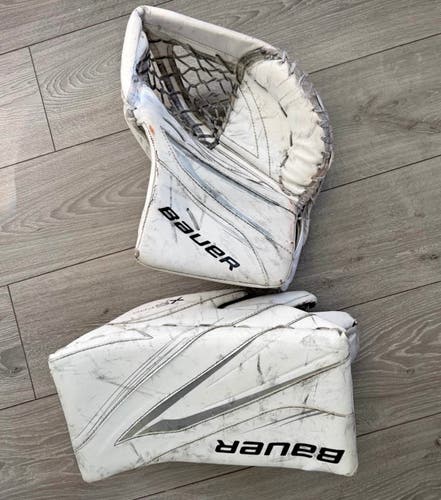 Bauer Vapor X5 Pro Goalie Glove and Blocker (Senior)
