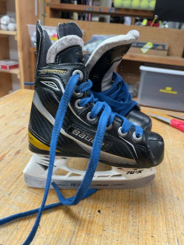 Bauer Supreme ONE20 Size 9C Hockey Skates