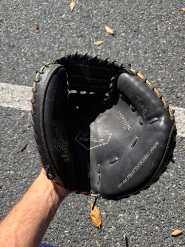 Rawlings R9 RH Catcher's Baseball Glove 32.5" (Used)