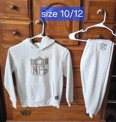 NFL outfit-Hoodie and Sweatpants-youth size 10/12