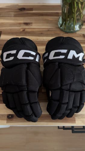 CCM HG95T Gloves 13" Pro Stock (Used)