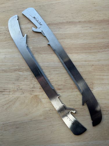 Bauer FLY-X 272mm NHL Pro Stock Skate Blades / Runners (Used)