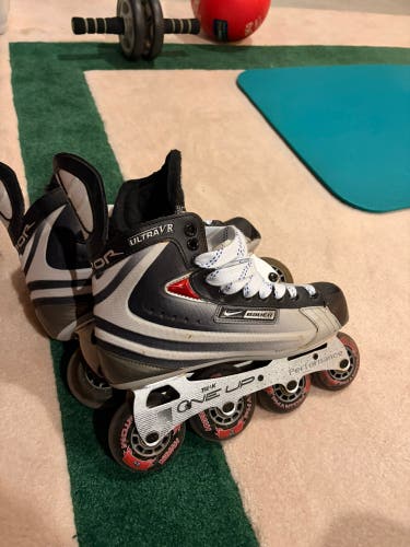 Nike Bauer Ultra VR Inline Skates Regular Width Size 8 (Used)