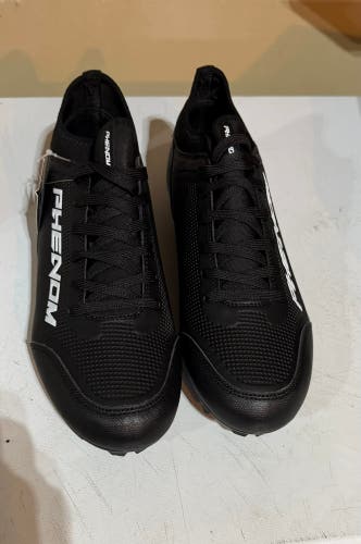 Men's Size M 11.0 (W 12.0) Low Top Molded Cleats (New)