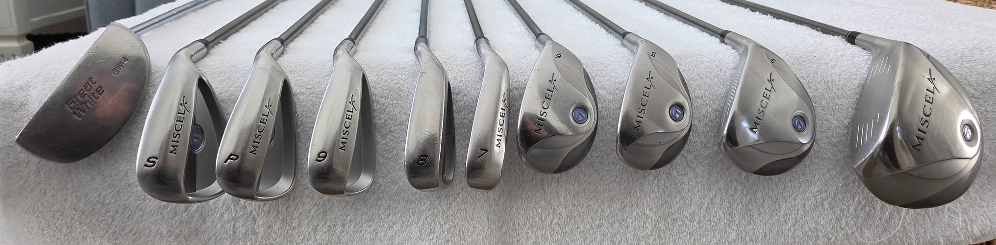 Ladie's TaylorMade Miscela Golf Set (Driver, 3W, 5H, 6H, 7-9 irons, PW, SW & Putter; 10 clubs) RH