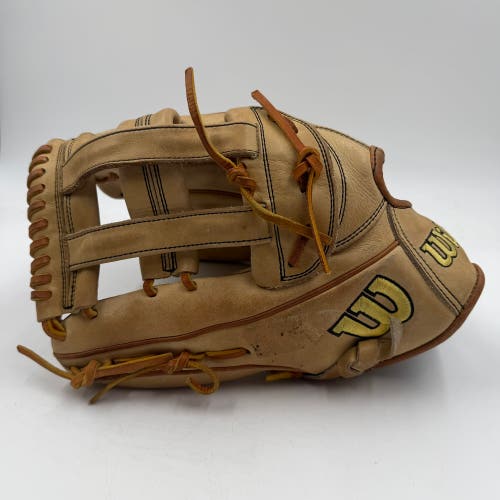 Wilson A2000 1799 12.75 Lefty Outfield Baseball Glove