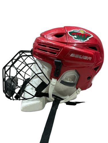 Red Medium Bauer Re-Akt 200 Helmet (Used)