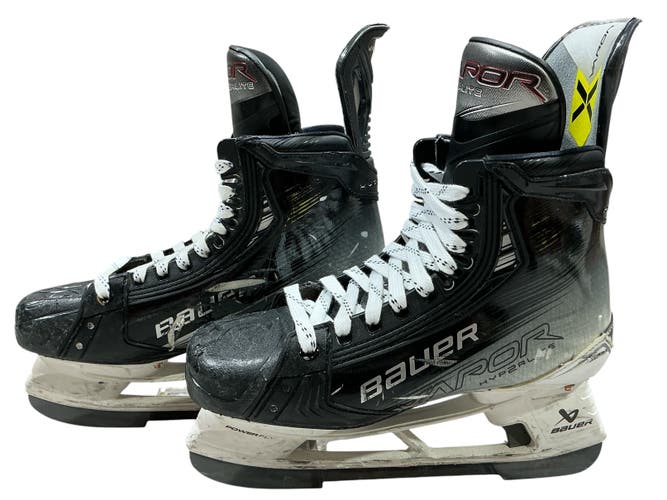 Senior Bauer Vapor Hyperlite 2 Hockey Skates 8 (Used)