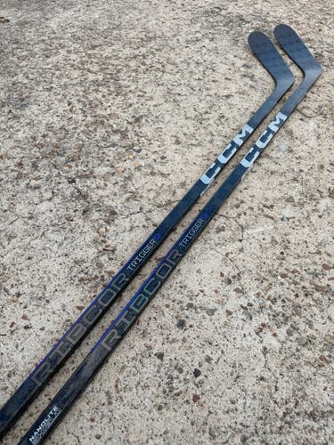 2 Pack CCM Trigger 9 Pro Stock Hockey Stick Grip 65 Flex P28M Left 6549