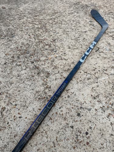 CCM Trigger 9 Pro Stock Hockey Stick Grip 65 Flex P28M Left 6549