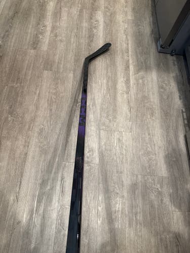Senior CCM Ribcor Trigger 10 Pro Right Handed Hockey Stick P92 75 Flex (New)