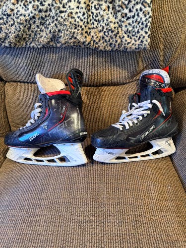 2021 Bauer Vapor 3X Pro Hockey Skates 9.5 (Lightly-Moderately Used)