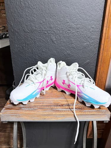 Unisex 4.5Y (Big Kids / Youth) Youth Under Armour Cleats (New)