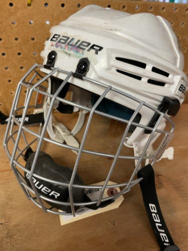 Bauer Prodigy Youth 48-53.5 cm Hockey Helmet Combo
