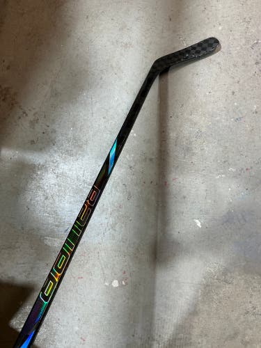 Senior Bauer Nexus Tracer Hockey Stick Right Handed P88 70 Flex (Used)