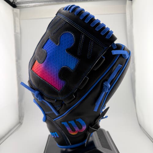 Wilson A2000 RH Pitcher's Baseball Glove 12" (New)