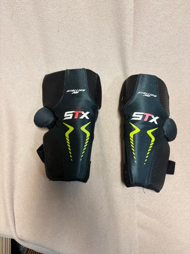 Small Adult STX Stallion 200 Arm Pads (Used)