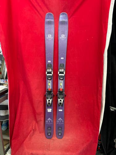 Skis: Salomon QST Myriad 85 women's all-mountain skis, 153cm
Bindings: Maker (grip walk)