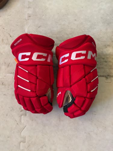 CCM HGJS Gloves 15" (Used)