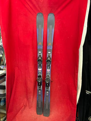 Skis: Salomon XDR 76 STR all-mountain downhill skis, 160cm
Bindings: Salomon
Binding range: 257-380