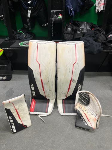 36" 2025 Bauer FlyLite Goalie Leg Pads Pro Stock (Used)
