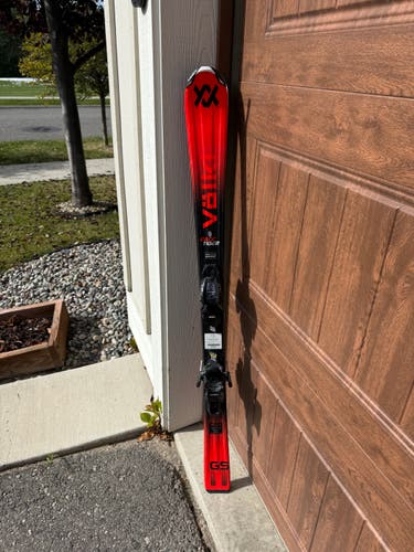 2025 Racing 130 cm Volkl Racetiger GS Skis With Bindings (Used)