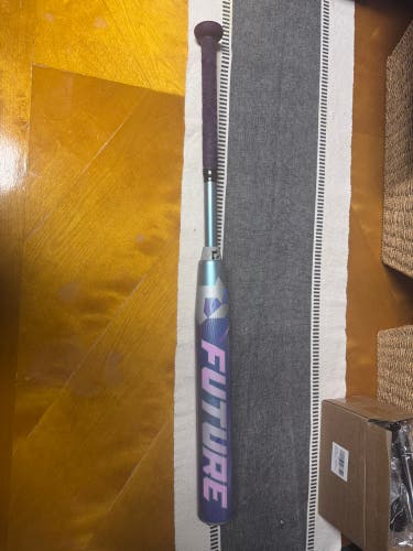 2027 DeMarini Future Composite Bat (-11) 30" (Used)