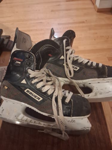 Bauer Supreme 3000 Hockey Skates  Size 10 (Used)