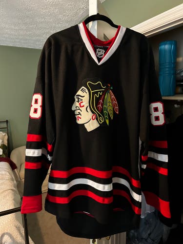 Black Chicago Blackhawks Jersey Size 54