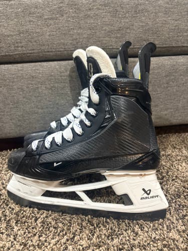 Bauer Vapor Hyperlite 2 Hockey Skates Extra Wide Width Pro Stock
